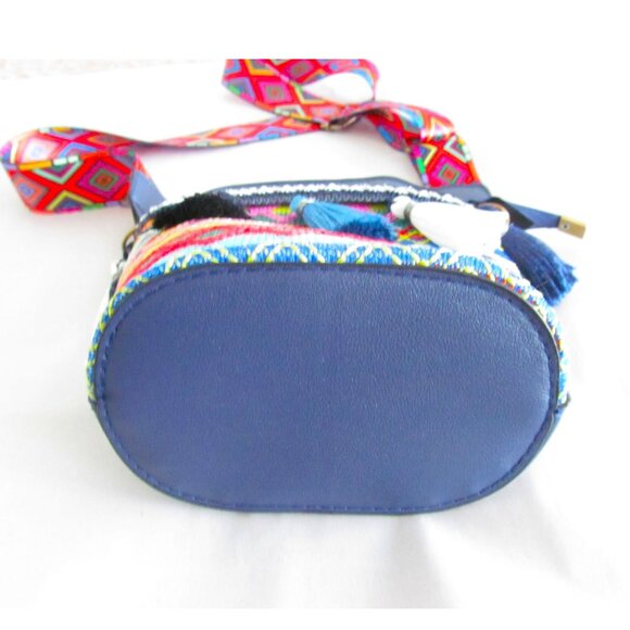 Bohemian Multicolor Crossbody Bag with Tassels & Adjustable Strap - Picture 10 of 16